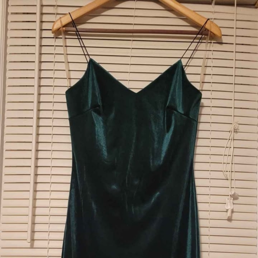 Windsor Teal Velvet Midi Dress